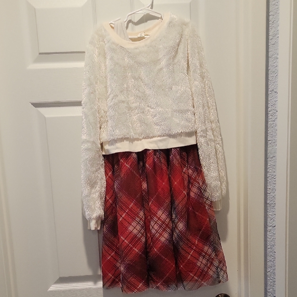 Knitworks Cream Fuzzy Knit Top